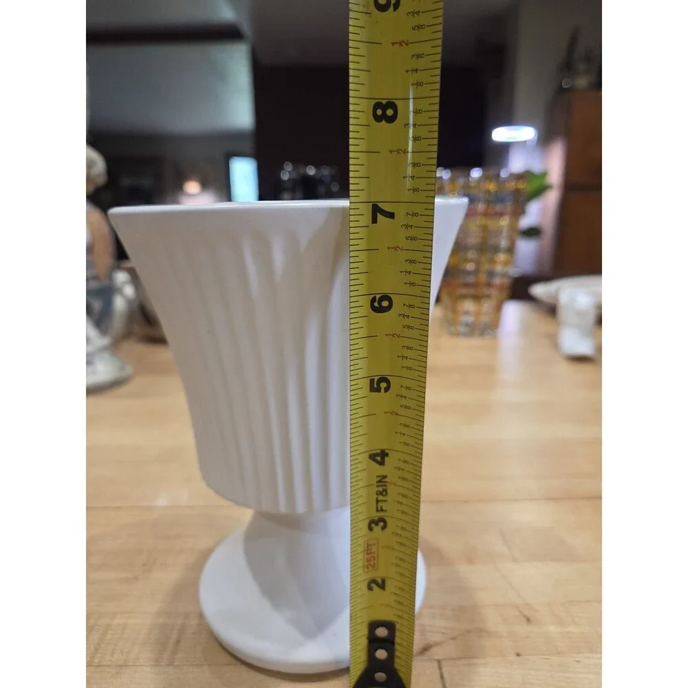 Vintage McCoy Floraline 474 White Ribbed Pedestal Vase